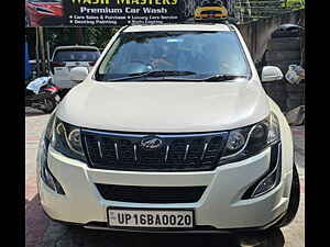 Second Hand மஹிந்திரா  xuv500 w10 ஏ‌டபிள்யூடி in லக்னோ