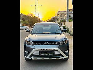 Second Hand Mahindra XUV300 1.5 W8 (O) [2019-2020] in Jaipur