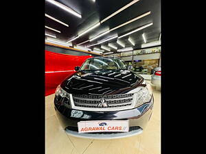 Second Hand Mitsubishi Outlander 2.4 MIVEC in Vadodara