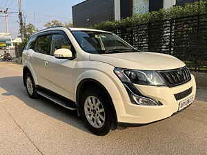 Second Hand महिंद्रा XUV500 w8 ऑटोमैटिक [2015-2017] in फ़रीदाबाद