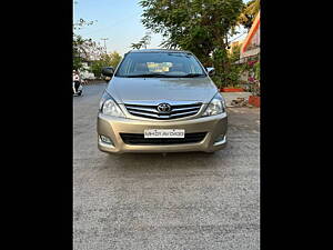 Second Hand Toyota Innova 2.5 VX 8 STR BS-IV in Mumbai