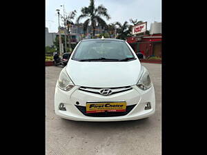 Second Hand Hyundai Eon Magna + in Surat