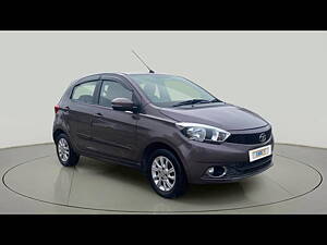 Second Hand Tata Tiago Revotron XZ in Nagpur