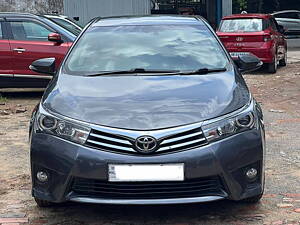 Second Hand Toyota Corolla Altis G AT Petrol in Kolkata