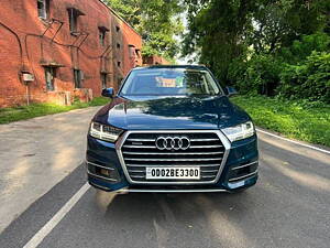 Second Hand Audi Q7 45 TDI Technology Pack in Delhi