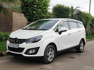 Second Hand Mahindra Marazzo M6 7 STR in Delhi