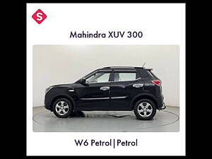 Second Hand Mahindra XUV300 W6 1.2 Petrol in Lucknow