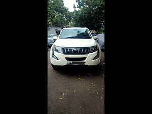 Second Hand महिंद्रा XUV500 w10 एडब्ल्यूडी ऑटोमैटिक in चेन्नई