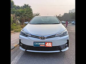 Second Hand Toyota Corolla Altis GL Petrol in Delhi