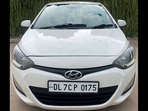 Second Hand Hyundai i20 Asta 1.2 with AVN in Delhi