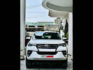 Second Hand Toyota Fortuner 2.8 4x2 MT [2016-2020] in Lucknow