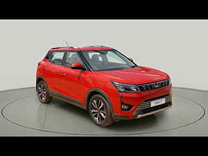 Second Hand महिंद्रा xuv300 w8 (o) 1.5 डीज़ल [2020] in बैंगलोर