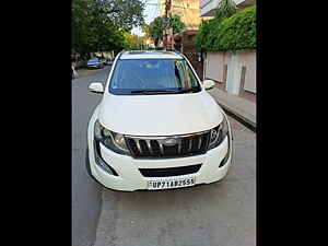 Second Hand महिंद्रा XUV500 w10 एडब्ल्यूडी in कानपुर