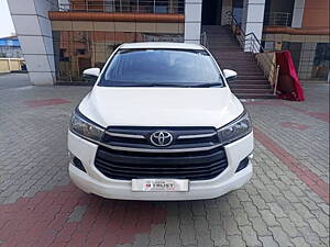 Second Hand Toyota Innova Crysta 2.4 G 8 STR [2016-2017] in Chennai