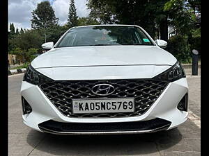 Second Hand Hyundai Verna 1.6 CRDI SX (O) in Bangalore