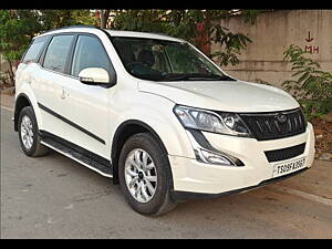 Second Hand Mahindra XUV500 W10 in Hyderabad