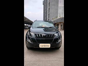 Second Hand Mahindra XUV500 W10 in Thane