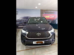 Second Hand Toyota Innova Hyrcross VX Hybrid 8 STR in Ludhiana