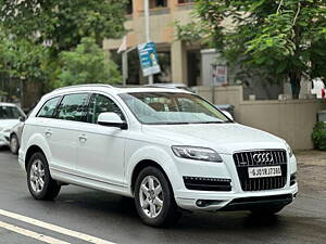 Second Hand Audi Q7 35 TDI Technology Pack + Sunroof in Ahmedabad