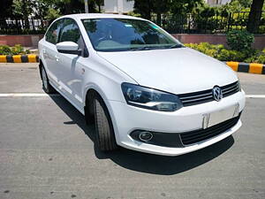 Second Hand Volkswagen Vento Highline Petrol AT in Gurgaon