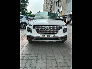 Second Hand Hyundai Venue SX 1.5 (O) CRDi Dual Tone in Chennai