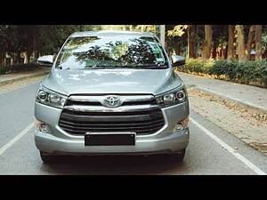 Second Hand Toyota Innova Crysta 2.4 VX 7 STR [2016-2020] in Delhi