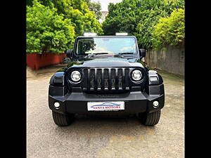 Second Hand Mahindra Thar LX Hard Top Petrol AT RWD in Delhi