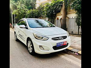 Second Hand Hyundai Verna Fluidic 1.6 CRDi SX in Kanpur