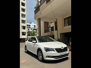 Second Hand Skoda Superb L&K TSI AT in Pune