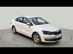 Second Hand Skoda Rapid Ambition 1.6 MPI AT in Hyderabad