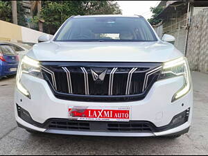 Second Hand Mahindra XUV700 AX 7 Diesel AT 7 STR [2021] in Thane