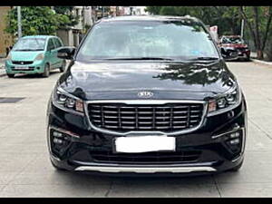 Second Hand Kia Carnival Prestige 7 STR in Bangalore