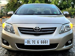 Second Hand Toyota Corolla Altis 1.8 G in Delhi