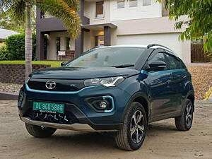 Second Hand Tata Nexon EV XZ Plus in Delhi