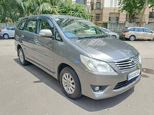 Second Hand Toyota Innova 2.5 V 7 STR in Mumbai