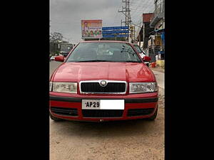 Second Hand Skoda Octavia Ambiente 1.9 TDi in Hyderabad