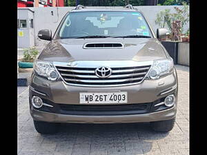 Second Hand Toyota Fortuner 3.0 4x2 AT in Kolkata