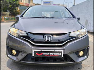 Second Hand Honda Jazz V Petrol in Kolkata