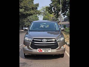 Second Hand Toyota Innova Crysta 2.4 G 7 STR [2016-2017] in Chandigarh