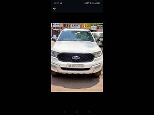 Second Hand Ford Endeavour Titanium 3.2 4x4 AT in Patna