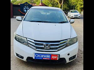 Second Hand Honda City 1.5 V MT in Kanpur