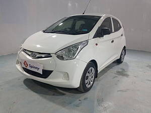 Second Hand Hyundai Eon Magna + in Kochi