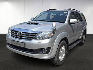 Second Hand Toyota Fortuner 3.0 4x2 AT in Bangalore