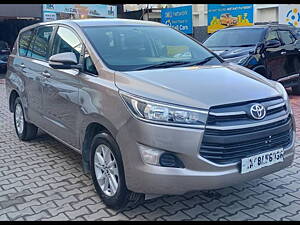 Second Hand Toyota Innova Crysta 2.4 G 7 STR [2016-2017] in Dehradun