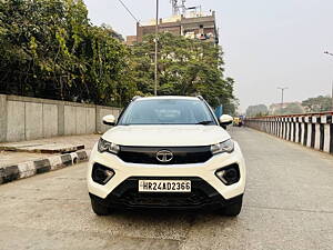 Second Hand Tata Nexon XM Diesel in Delhi