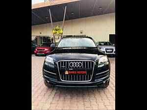 Second Hand Audi Q7 35 TDI Technology Pack + Sunroof in Raipur