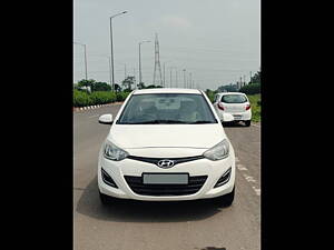 Second Hand Hyundai i20 Magna 1.2 in Surat