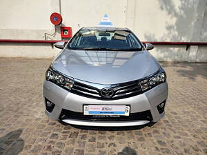 Second Hand Toyota Corolla Altis G Petrol in Delhi