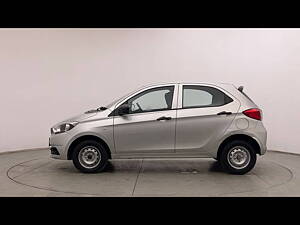 Second Hand Tata Tiago Revotorq XE in Chandigarh