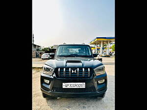 Second Hand Mahindra Scorpio S6 Plus in Lucknow